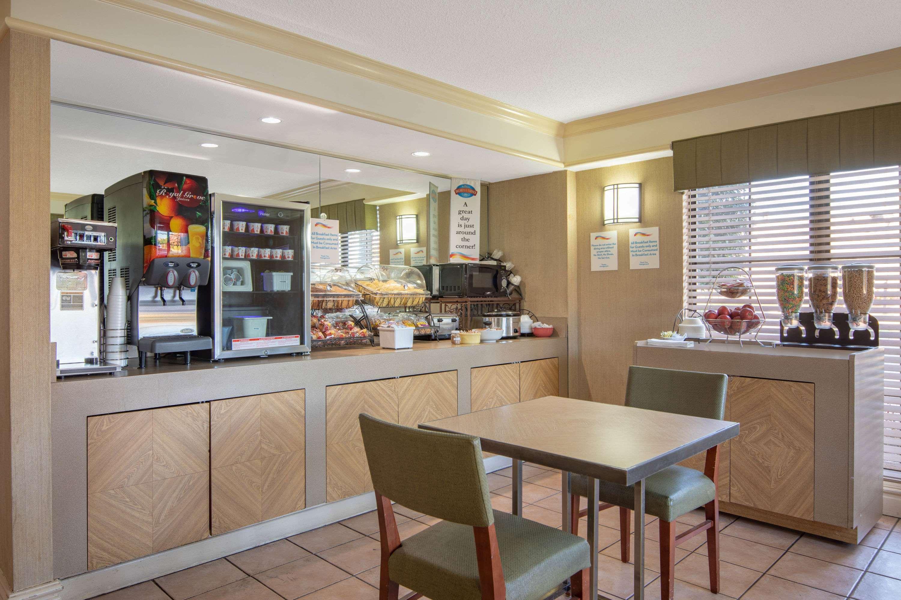 Budget Inn & Suite Atlanta Marietta Stadium Buitenkant foto