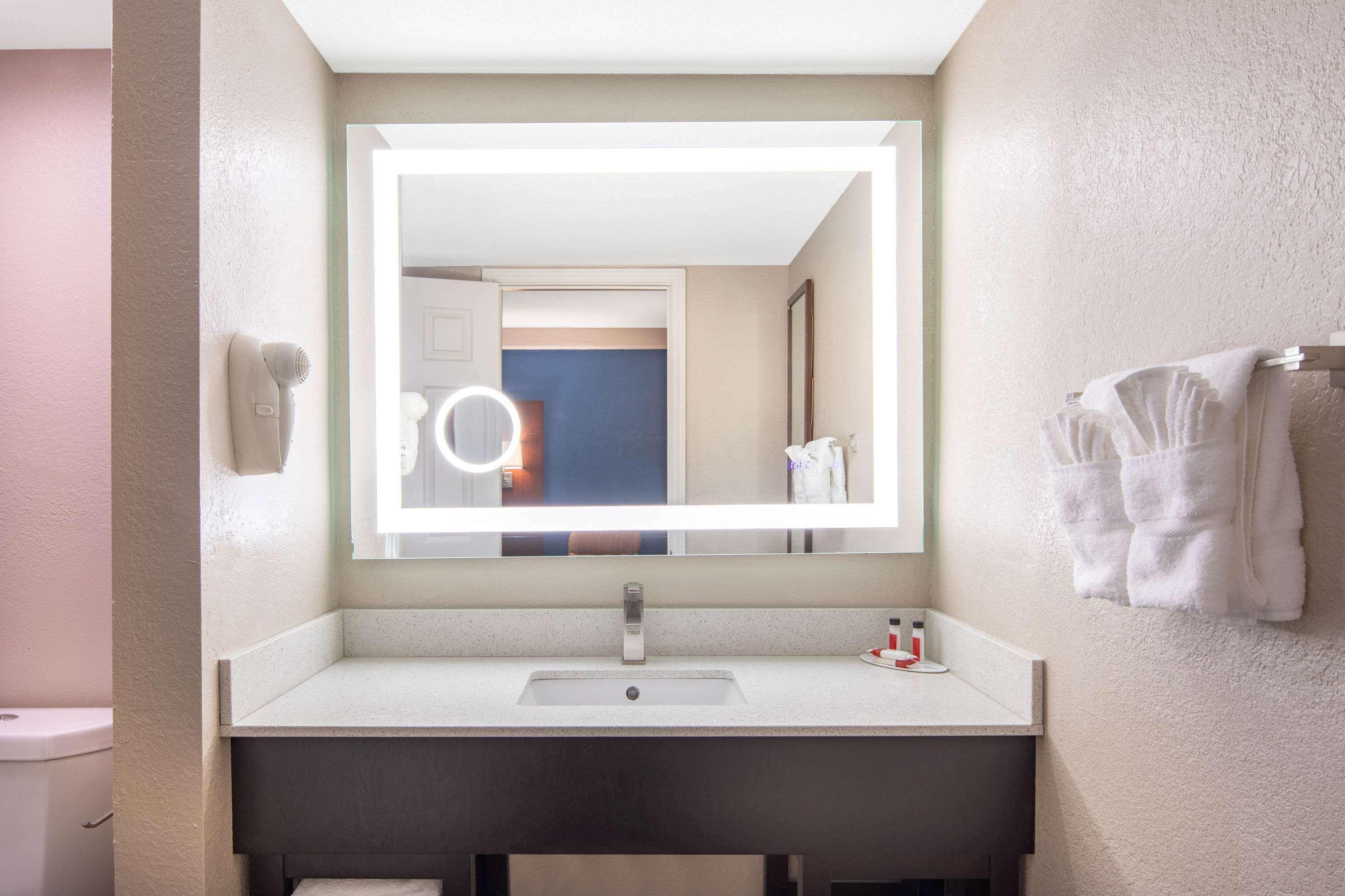 Budget Inn & Suite Atlanta Marietta Stadium Buitenkant foto